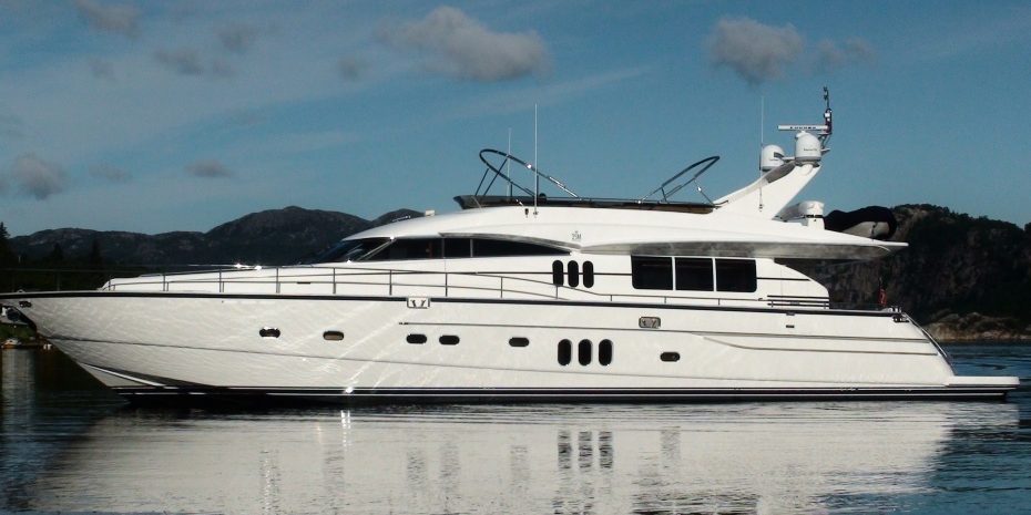 yacht yacht